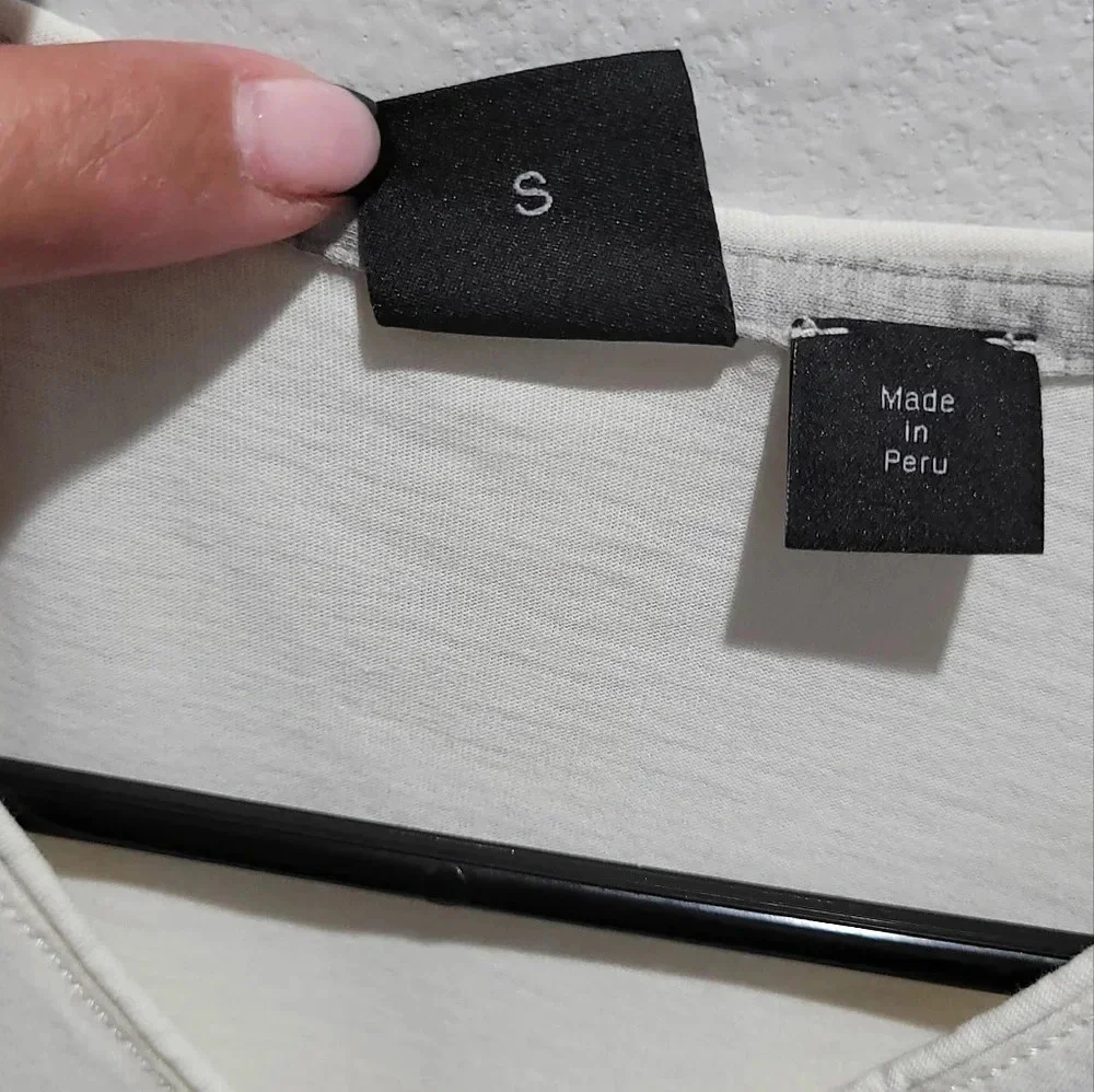 Hugo Boss Regular Fit V neck tee